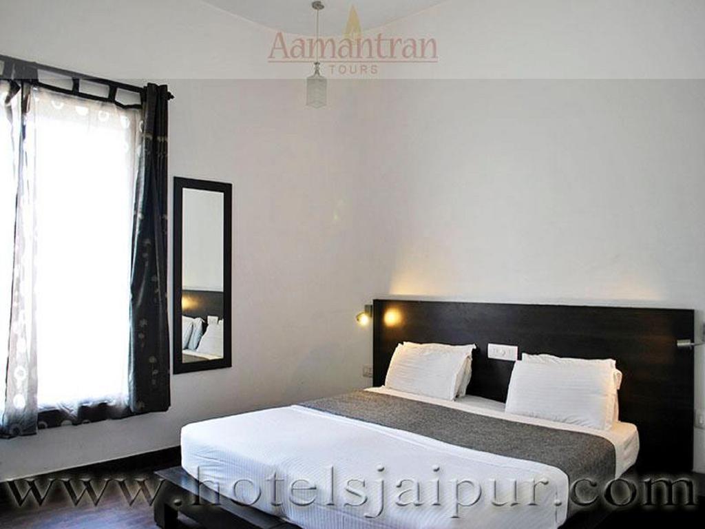 เดอะ ซาเนียร์ บูทิก โฮเทล Hotel ชัยปุระ ภายนอก รูปภาพ