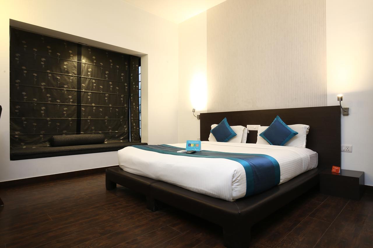 เดอะ ซาเนียร์ บูทิก โฮเทล Hotel ชัยปุระ ภายนอก รูปภาพ