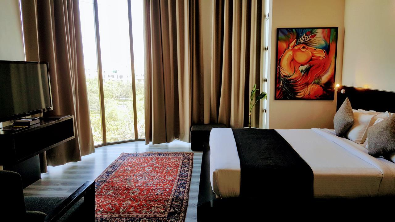 เดอะ ซาเนียร์ บูทิก โฮเทล Hotel ชัยปุระ ภายนอก รูปภาพ